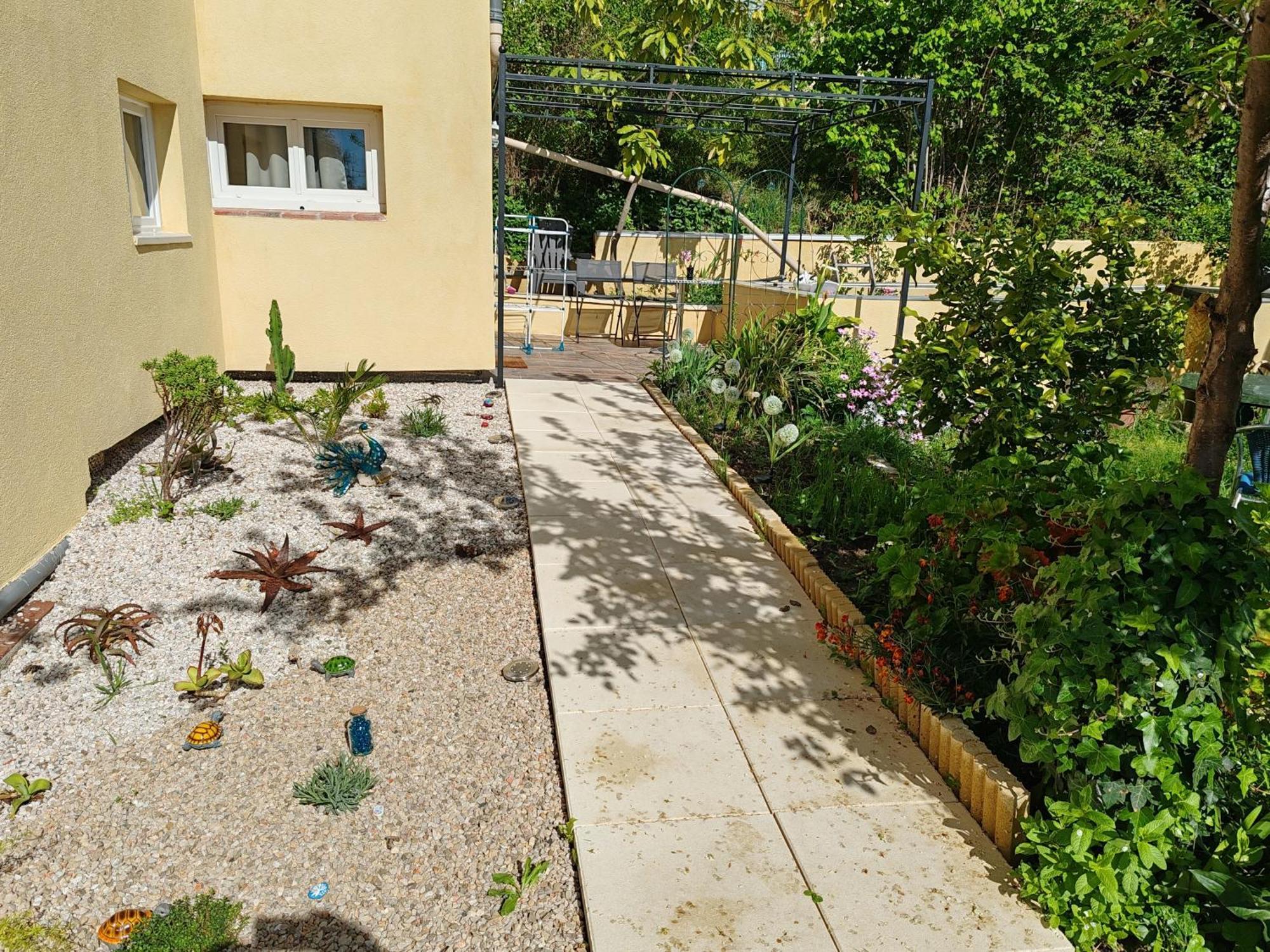 Appartement Aurore En Rez De Jardin Avec Parking Gratuit Ванс Екстериор снимка